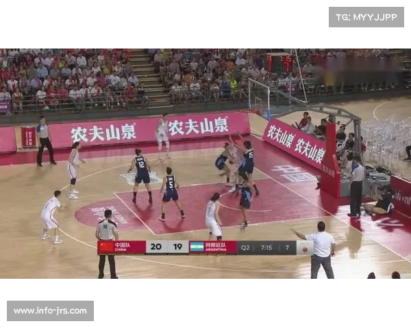 山西国际篮球赛西班牙马略卡鲨鱼队亮相展现欧洲篮球战术新风貌